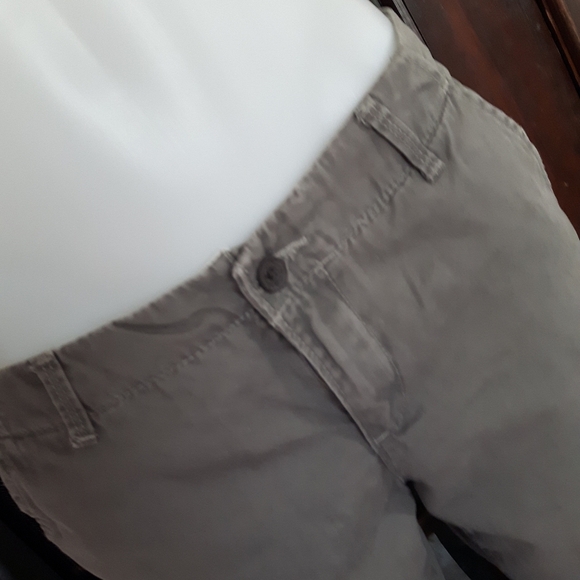 Size 4 Abercrombie & Fitch New York khakis - Picture 10 of 11